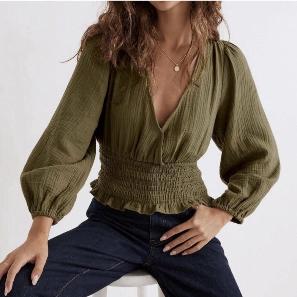 Madewell Lightspun Julianne Smocked Waist Top